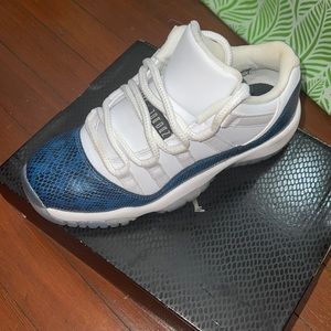 Air Jordan 11 Retro Low